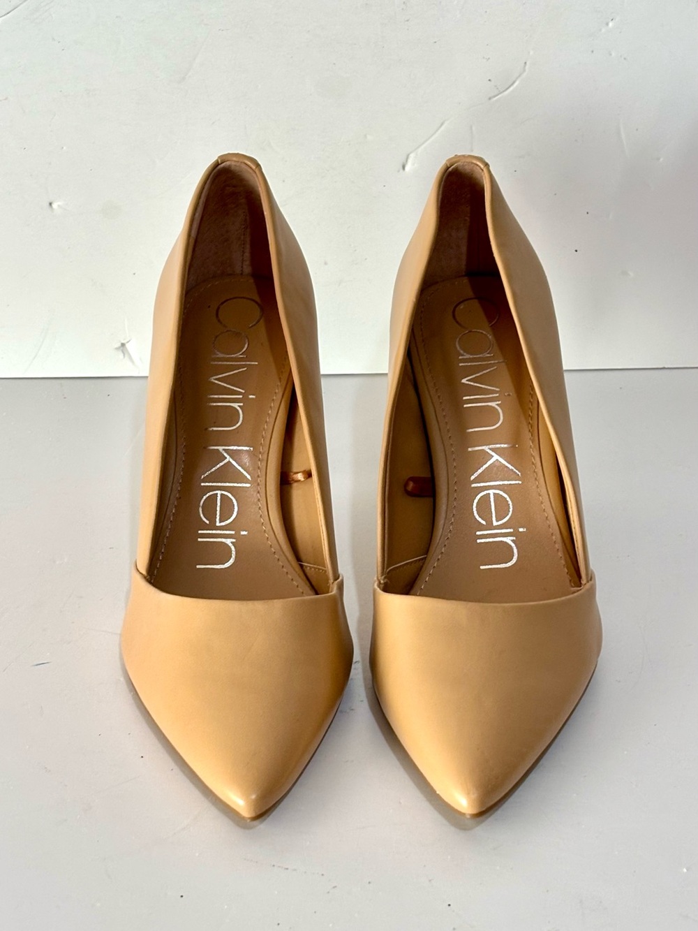 Calvin Klein Brady Neutral Buff Leather Stiletto Heels Size 7.5 M